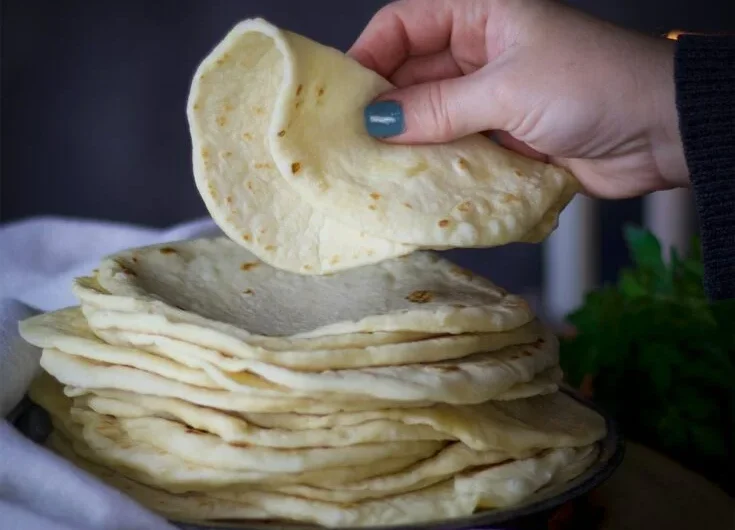 Easy Homemade Flour Tortillas Recipe