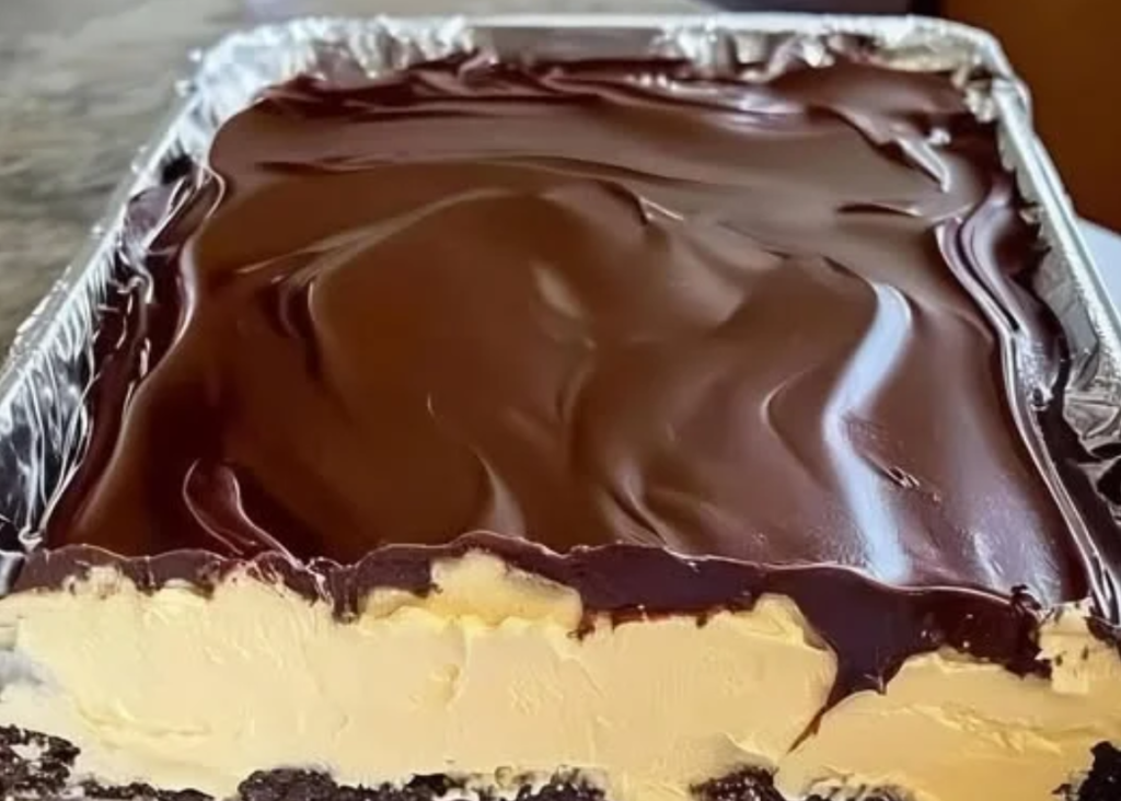 No-Bake Chocolate Eclair Cake
